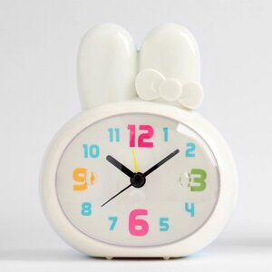 Часы - будильник настольные "Зайчик" детские, циферблат 7 х 8.5 см, 12.5 х 10 см, 2AА