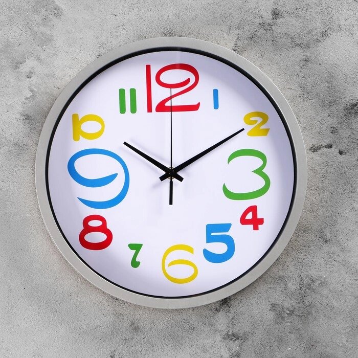 Часы настенные "Яркие цифры", d-29 см, плавный ход от компании Интернет - магазин Flap - фото 1