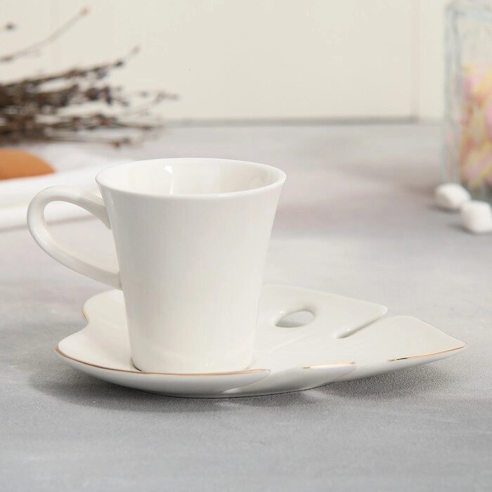 Чайная пара керамическая «Белая монстера», кружка 100 мл, блюдце 15х14 см, цвет белый от компании Интернет - магазин Flap - фото 1