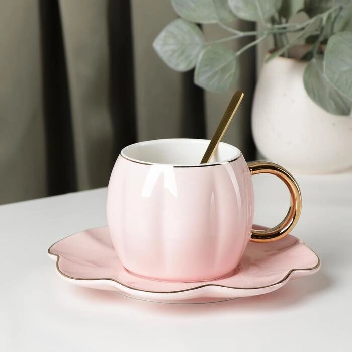 Чайная пара керамическая «Цветок», 3 предмета: чашка 240 мл, блюдце d=16 см, ложка, цвет розовый от компании Интернет - магазин Flap - фото 1