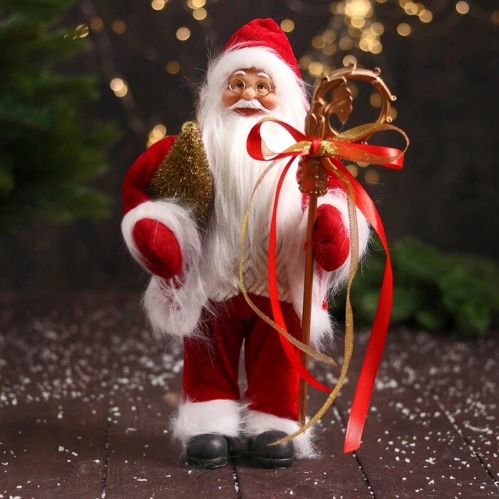 Дед Мороз " В кафтане с мехом и узорным посохом" 30 см, бело-красный от компании Интернет - магазин Flap - фото 1