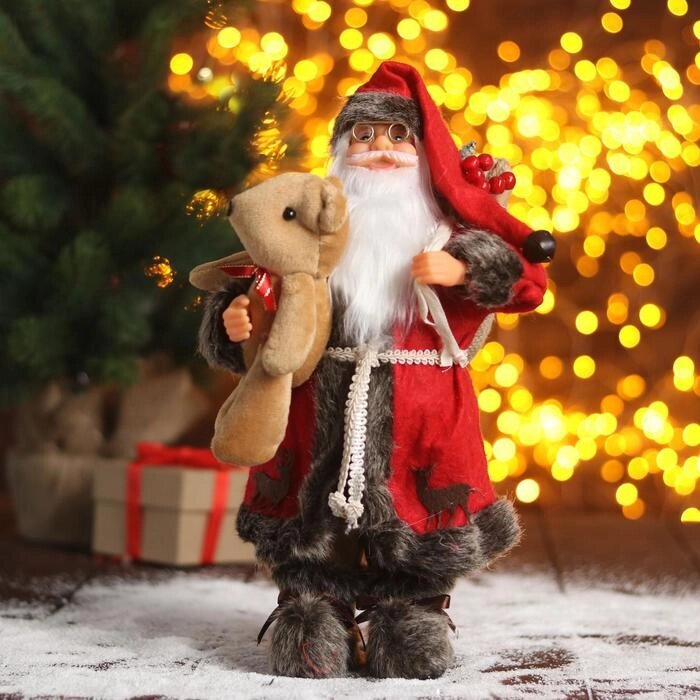 Дед Мороз "В красной шубке с мишкой" 30 см от компании Интернет - магазин Flap - фото 1