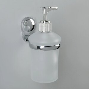Дозатор для жидкого мыла настенный Accoona A11813, 200 мл, стекло, цвет хром