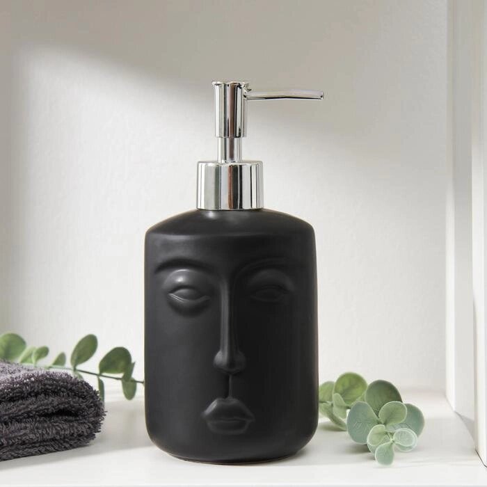 Дозатор для жидкого мыла «Тотем», 330 мл, цвет чёрный от компании Интернет - магазин Flap - фото 1