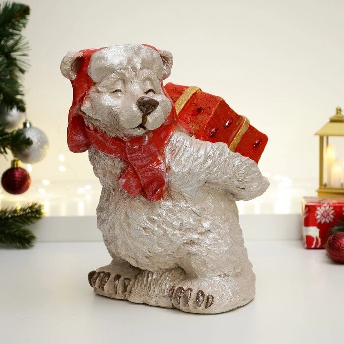 Фигура "Белый мишка в красной шапке с подарком" 28х26см от компании Интернет - магазин Flap - фото 1