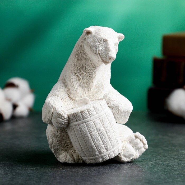 Фигура "Медведь белый с бочонком" 12,3см от компании Интернет - магазин Flap - фото 1