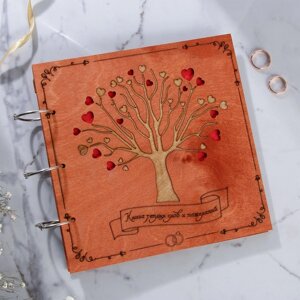Книга пожеланий на свадьбу в деревянной обложке «Дерево»