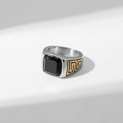 Кольцо мужское «Перстень» лабиринт, цвет золотисто-чёрный в серебре, 21 размер