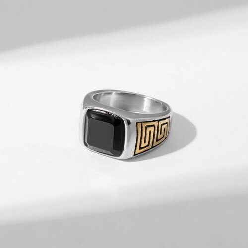 Кольцо мужское «Перстень» лабиринт, цвет золотисто-чёрный в серебре, 23 размер