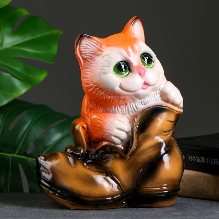 Копилка "Кот в ботинке" рыжий, 20см от компании Интернет - магазин Flap - фото 1