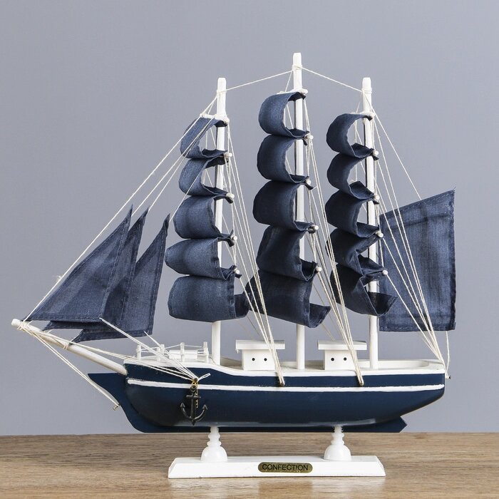 Корабль сувенирный средний «Калева», борта синие с белой полосой, паруса синие, 30х7х32 см от компании Интернет - магазин Flap - фото 1