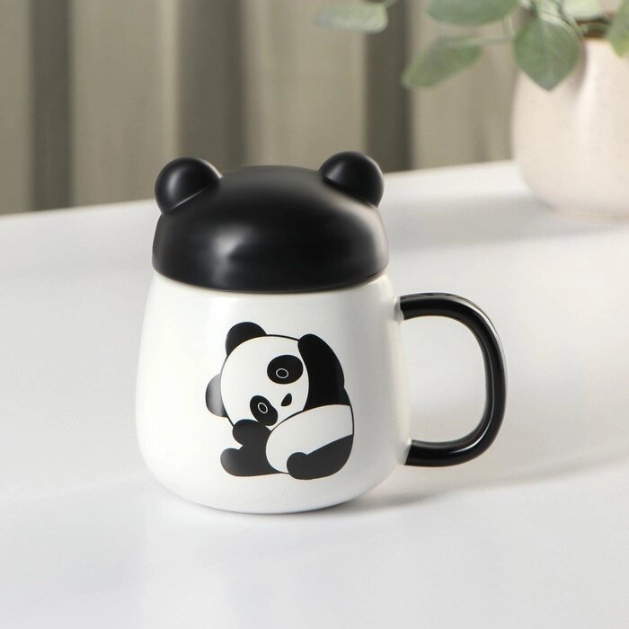 Кружка керамическая с пластиковой крышкой «Панда», 400 мл, цвет белый и чёрный от компании Интернет - магазин Flap - фото 1