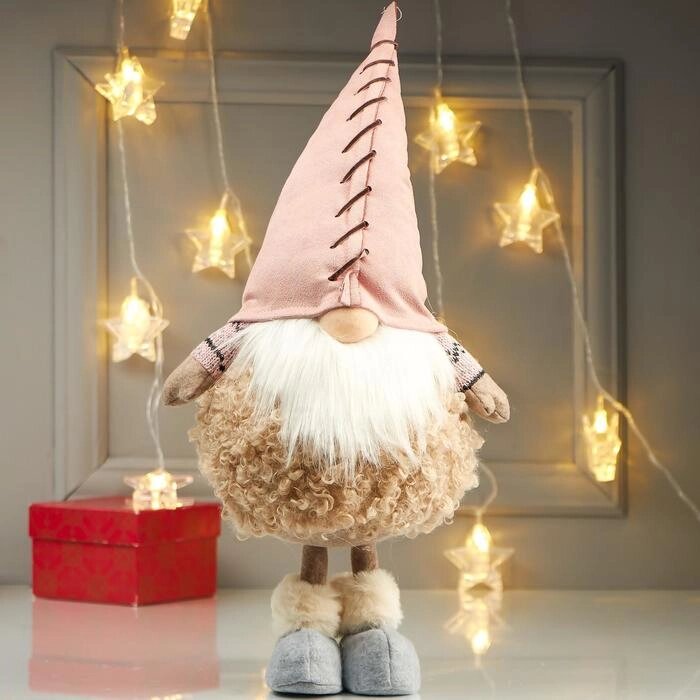 Кукла интерьерная "Дедушка в меховой шубе и розовом колпаке" 48х16х21 см от компании Интернет - магазин Flap - фото 1