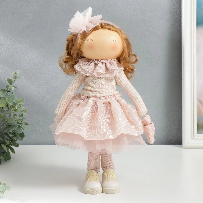 Кукла интерьерная "Малышка Ася в розовом, с медведем" 36х13х15,5 см от компании Интернет - магазин Flap - фото 1