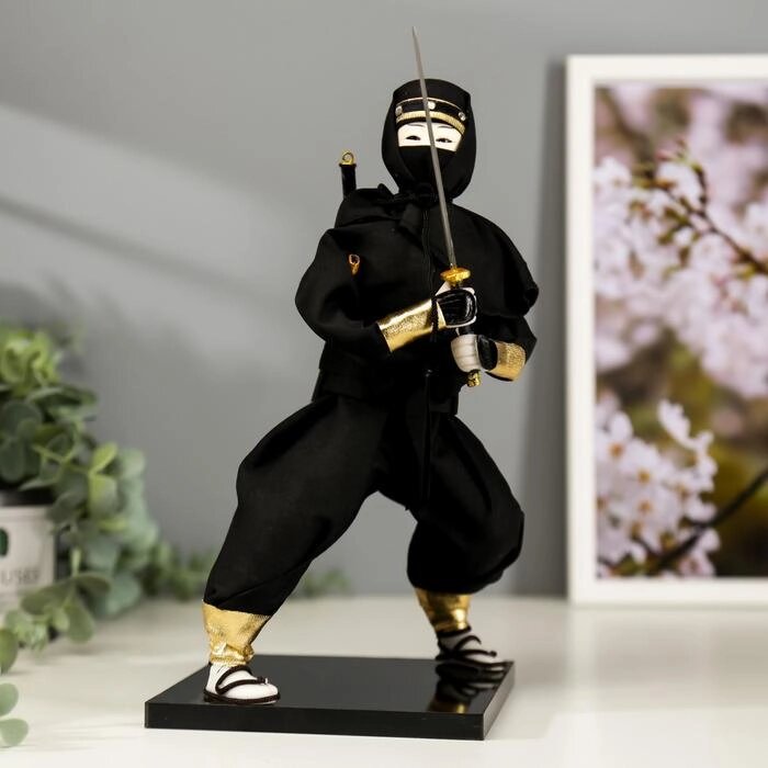 Кукла коллекционная "Чёрный ниндзя с мечом" 25х12,5х12,5 см от компании Интернет - магазин Flap - фото 1