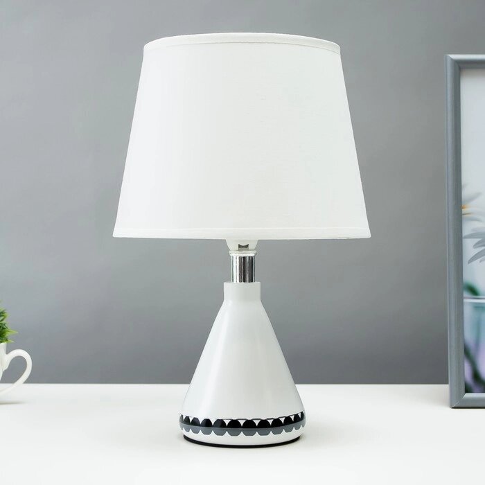 Лампа настольная 21195/1 E14 40Вт белый 20х20х33 см RISALUX от компании Интернет - магазин Flap - фото 1