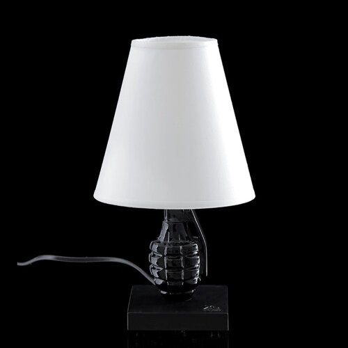 Лампа настольная "Граната" черно-белая (микс) 22 30 22 см