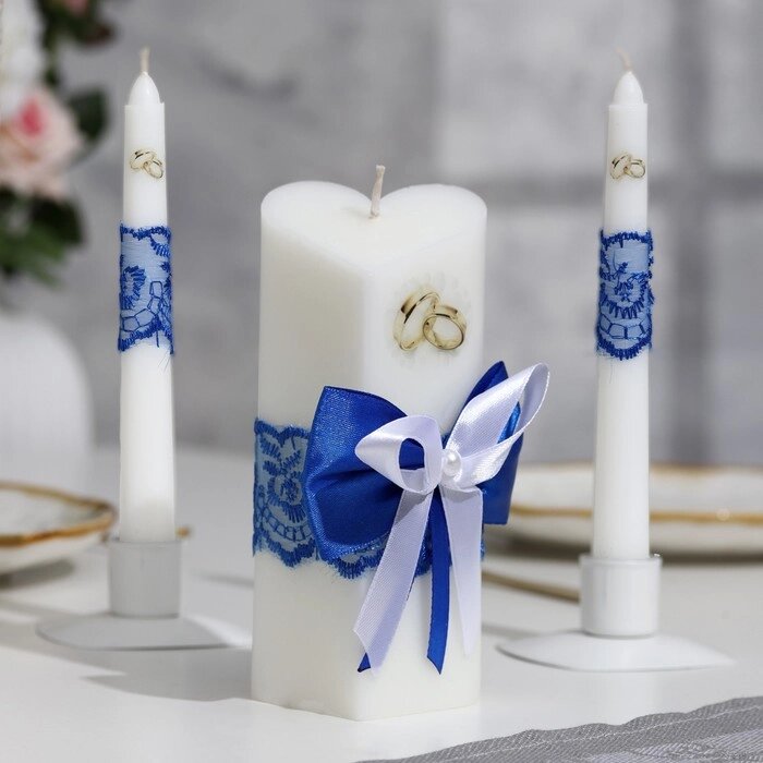 Набор свечей "Кружевной с бантиком" синий: домашний очаг 6,8х15см, родительские 1,8х17,5см от компании Интернет - магазин Flap - фото 1