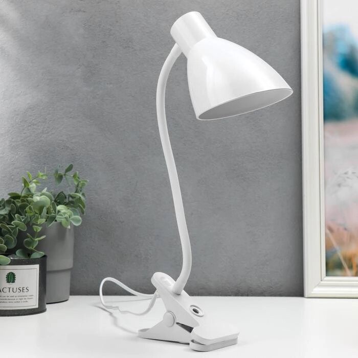Настольная лампа 16700/1WT Е27 15Вт белый RISALUX от компании Интернет - магазин Flap - фото 1