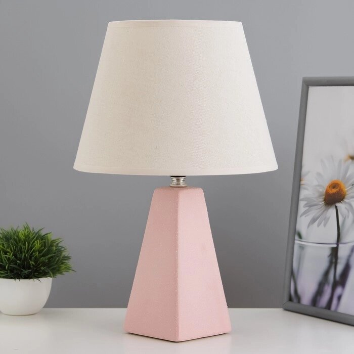 Настольная лампа "Альберта" Е27 40Вт розовый 25х25х36см RISALUX от компании Интернет - магазин Flap - фото 1