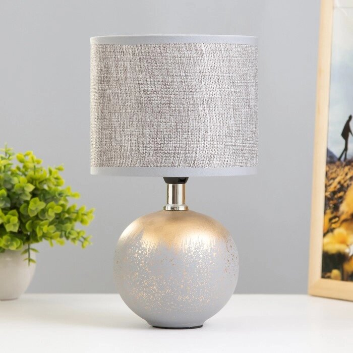 Настольная лампа "Балле" 1хE14 серый 15х15х26 см RISALUX от компании Интернет - магазин Flap - фото 1
