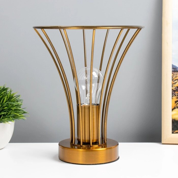 Настольная лампа "Чилли" Е27 40Вт золото 18х18х19см RISALUX от компании Интернет - магазин Flap - фото 1
