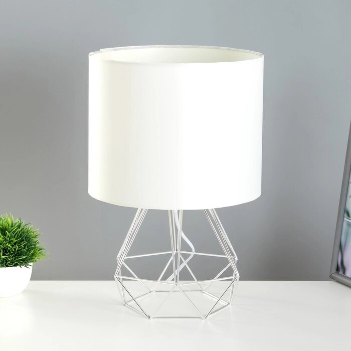 Настольная лампа "Эндис" Е27 бело-серебристый 25х25х40 см RISALUX от компании Интернет - магазин Flap - фото 1