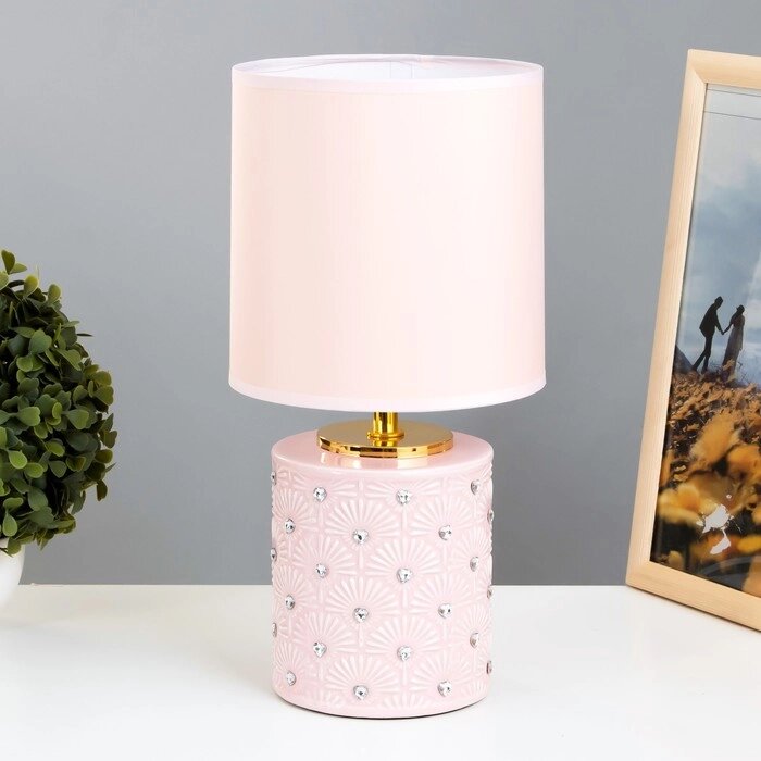 Настольная лампа Катрина E14 40Вт розовый 15,5х15,5х33 см RISALUX от компании Интернет - магазин Flap - фото 1