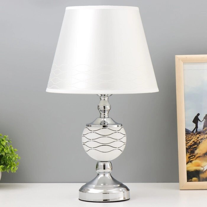 Настольная лампа "Лимма" E27 40Вт белый хром 26х26х43см RISALUX от компании Интернет - магазин Flap - фото 1