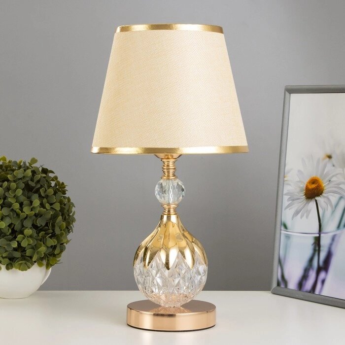 Настольная лампа с подсветкой "Аделина" Е27 40Вт золото 27,5х27,5х44,5 см от компании Интернет - магазин Flap - фото 1