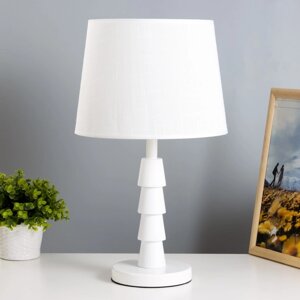 Настольная лампа "Сапин" E27 40Вт белый 25х25х43,5 см RISALUX