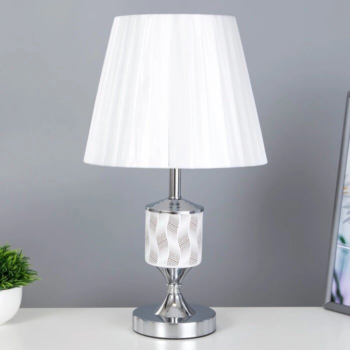 Настольная лампа "Севилья" Е27 40Вт бело-хромовый 25х25х42 см RISALUX от компании Интернет - магазин Flap - фото 1