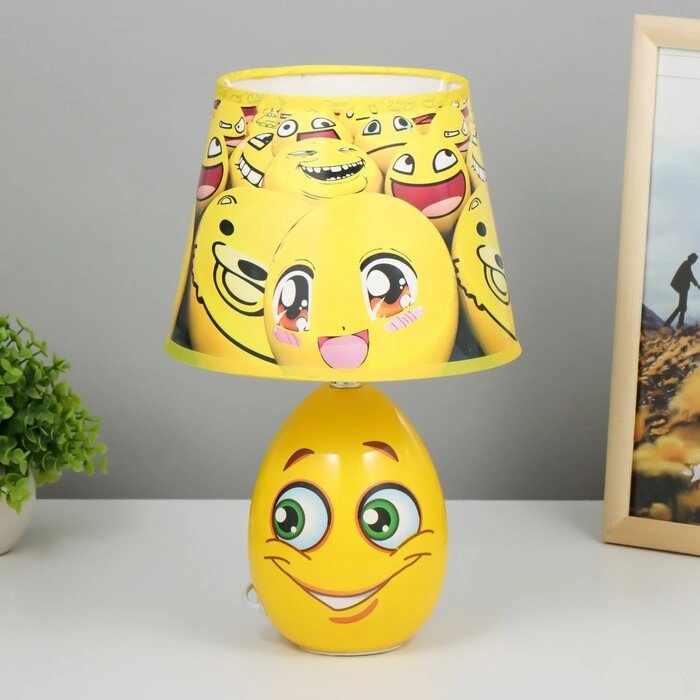 Настольная лампа "Веселый смайлик" Е14 15Вт желтый 20х20х33 см RISALUX от компании Интернет - магазин Flap - фото 1