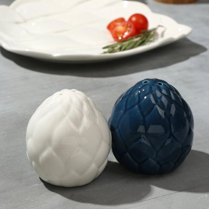 Перечница и солонка из керамики «Артишок», белая и синяя 6 х 6.5 см, цвет белый-синий от компании Интернет - магазин Flap - фото 1