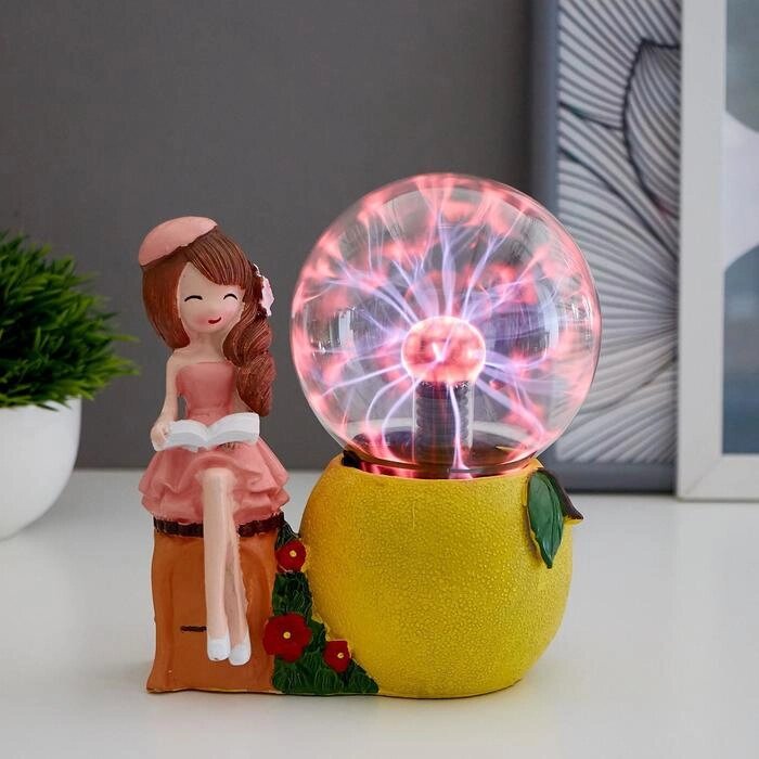 Плазменный шар "Девочка лимончик" 14х9х16 см RISALUX от компании Интернет - магазин Flap - фото 1
