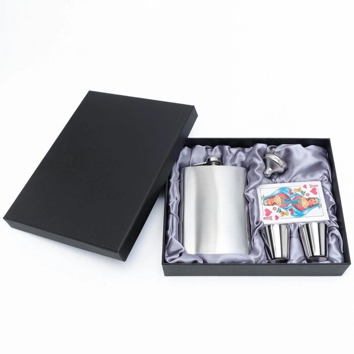 Подарочный набор 5 в 1: фляжка 240 мл, 2 рюмки, воронка, колода карт от компании Интернет - магазин Flap - фото 1