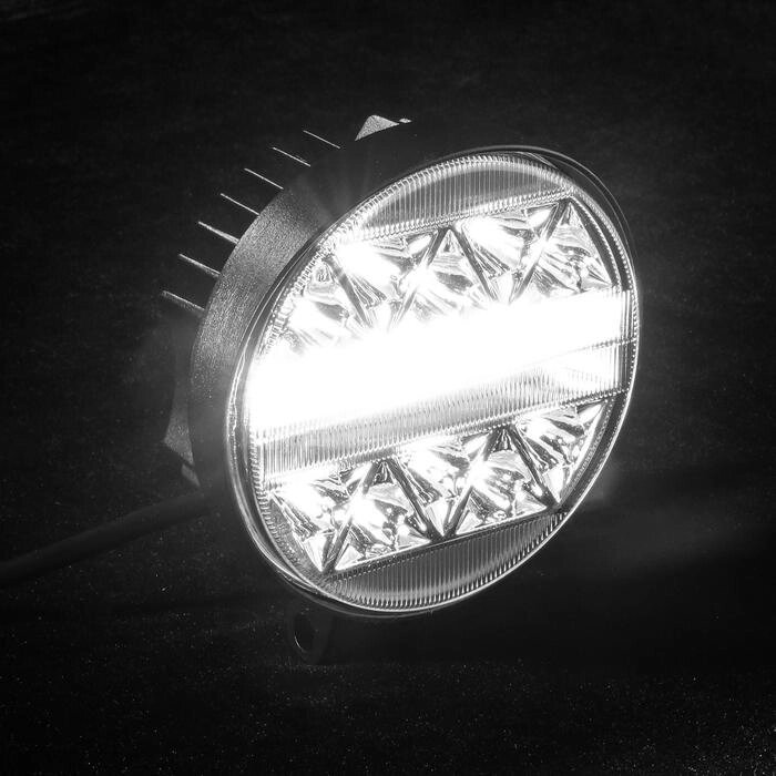 Противотуманная фара 34 LED, IP67, 102 Вт, 12 В, направленный свет от компании Интернет - магазин Flap - фото 1
