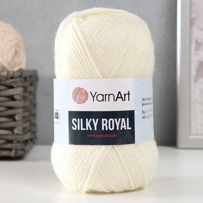 Пряжа "Silky Royal" 65% мерин. шерсть, 35% иск. шелк 140м/50г (430 молочный) от компании Интернет - магазин Flap - фото 1