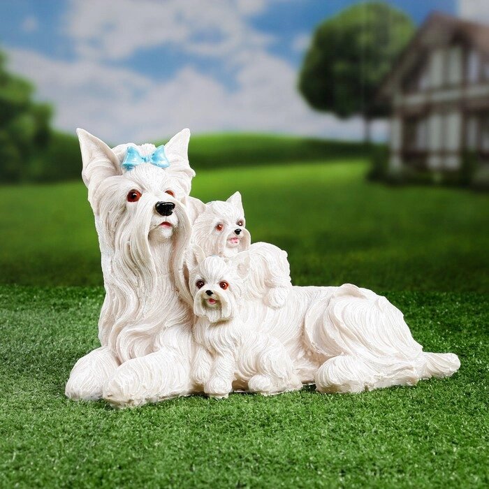 Садовая фигура "Терьер с щенками" белая, 17х20х32см от компании Интернет - магазин Flap - фото 1