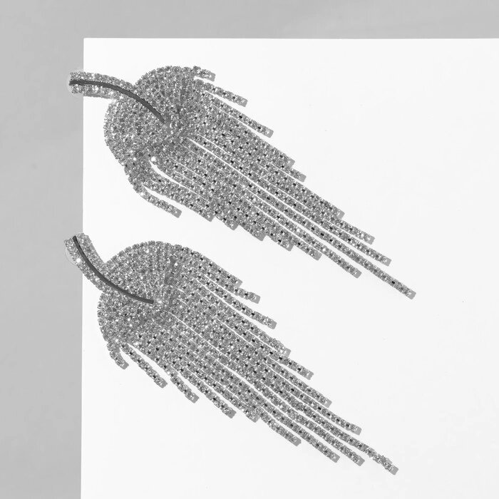 Серьги висячие со стразами «Грация» лесенка, цвет белый в серебре, 11 см от компании Интернет - магазин Flap - фото 1