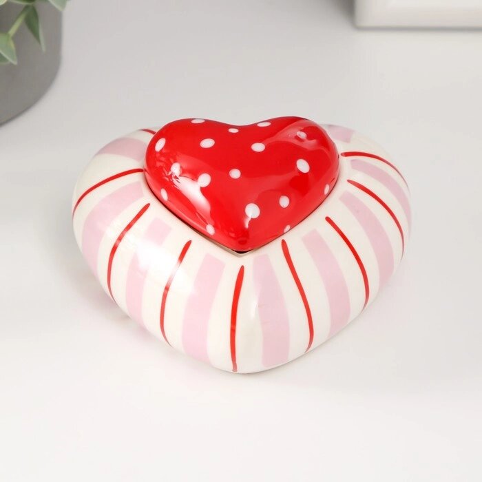 Шкатулка керамика "Красное сердце в горошек, полосатое" 10,2х10х5 см от компании Интернет - магазин Flap - фото 1