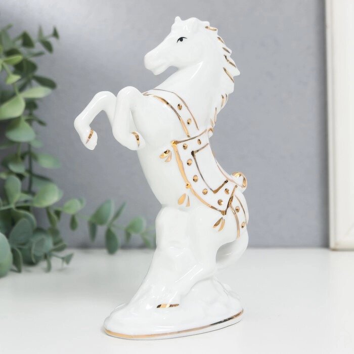 Сувенир керамика "Белый конь на дыбах" с золотом,  15 см от компании Интернет - магазин Flap - фото 1