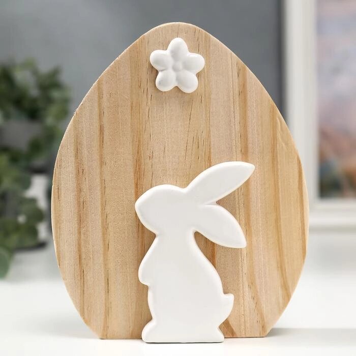 Сувенир керамика, дерево "Белый кролик с цветочком" 15х3,6х12,6 см от компании Интернет - магазин Flap - фото 1