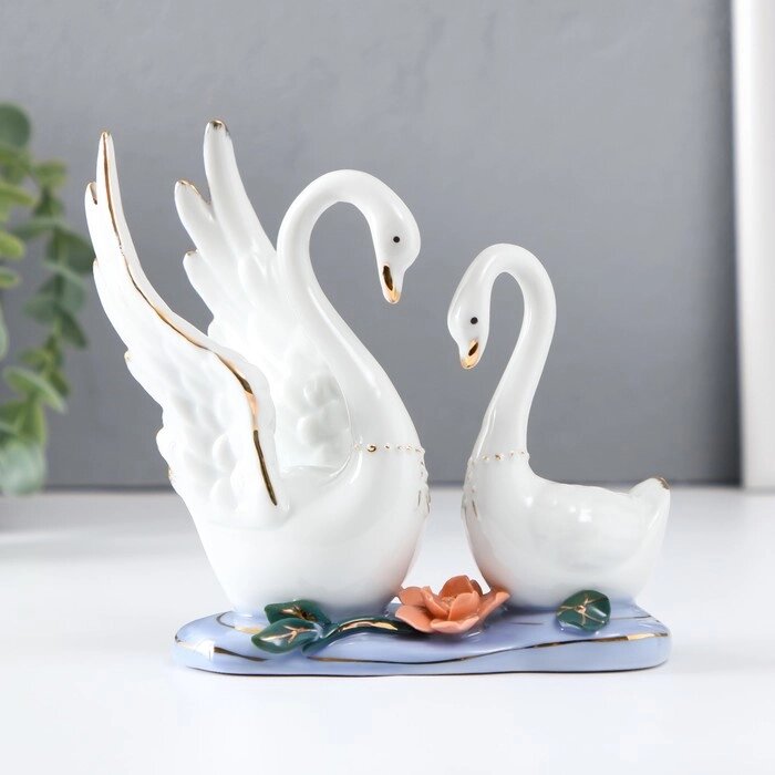 Сувенир керамика "Два лебедя в заводи с лотосом" 13 см от компании Интернет - магазин Flap - фото 1