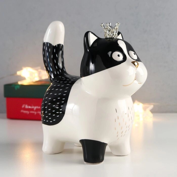 Сувенир керамика "Котик в короне" бело-чёрный с золотом 16,3х7,5х15 см от компании Интернет - магазин Flap - фото 1