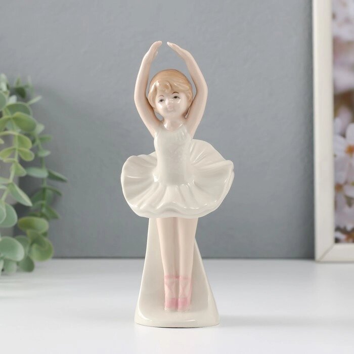Сувенир керамика "Маленькая балерина в белой пачке" 6,5х5,5х16 см от компании Интернет - магазин Flap - фото 1