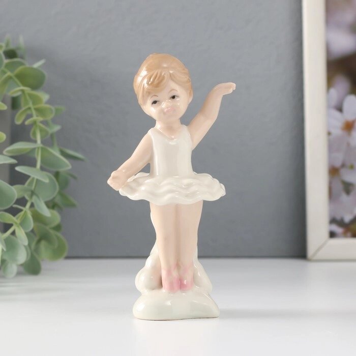 Сувенир керамика "Маленькая балерина в белой пачке" 6х5х13 см от компании Интернет - магазин Flap - фото 1