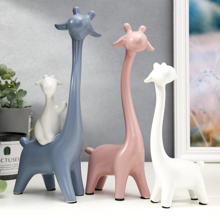 Сувенир керамика "Семейство жирафов" матовый набор 3 шт h=19; 26; 27 см от компании Интернет - магазин Flap - фото 1
