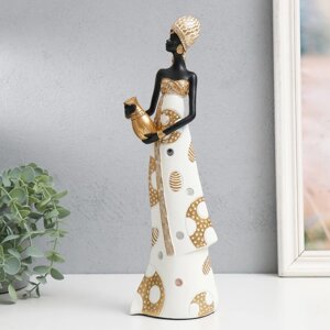 Сувенир полистоун "Африка - Королева пустыни, с кувшином" бело-золотой 10х6,5х32,5 см