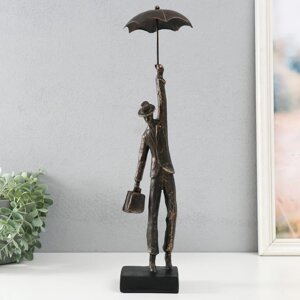 Сувенир полистоун "Человек с зонтом. Полёт" под металл 10,8х10,4х44,6 см